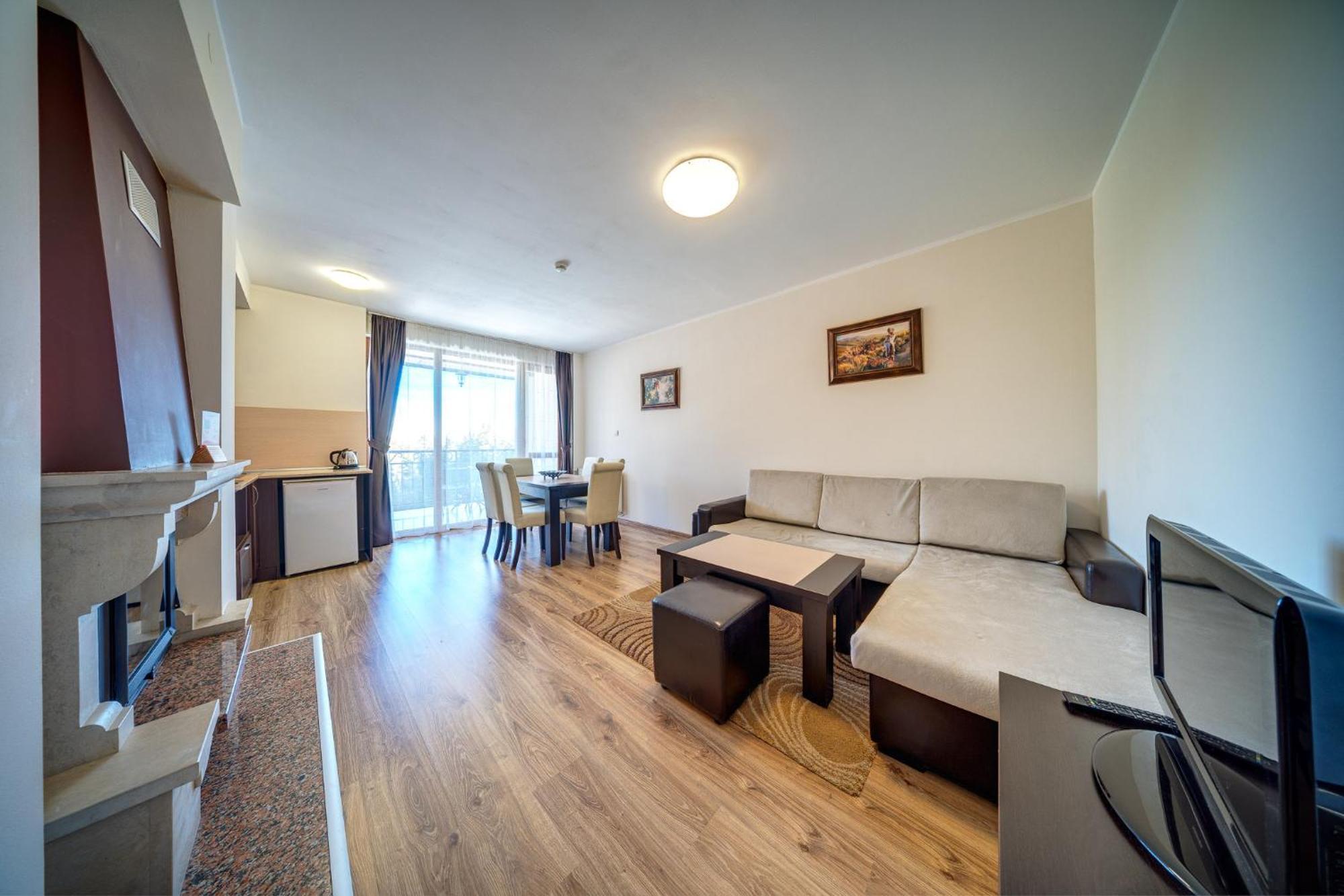 Complex Kamelia Aparthotel Παμπόροβο Εξωτερικό φωτογραφία