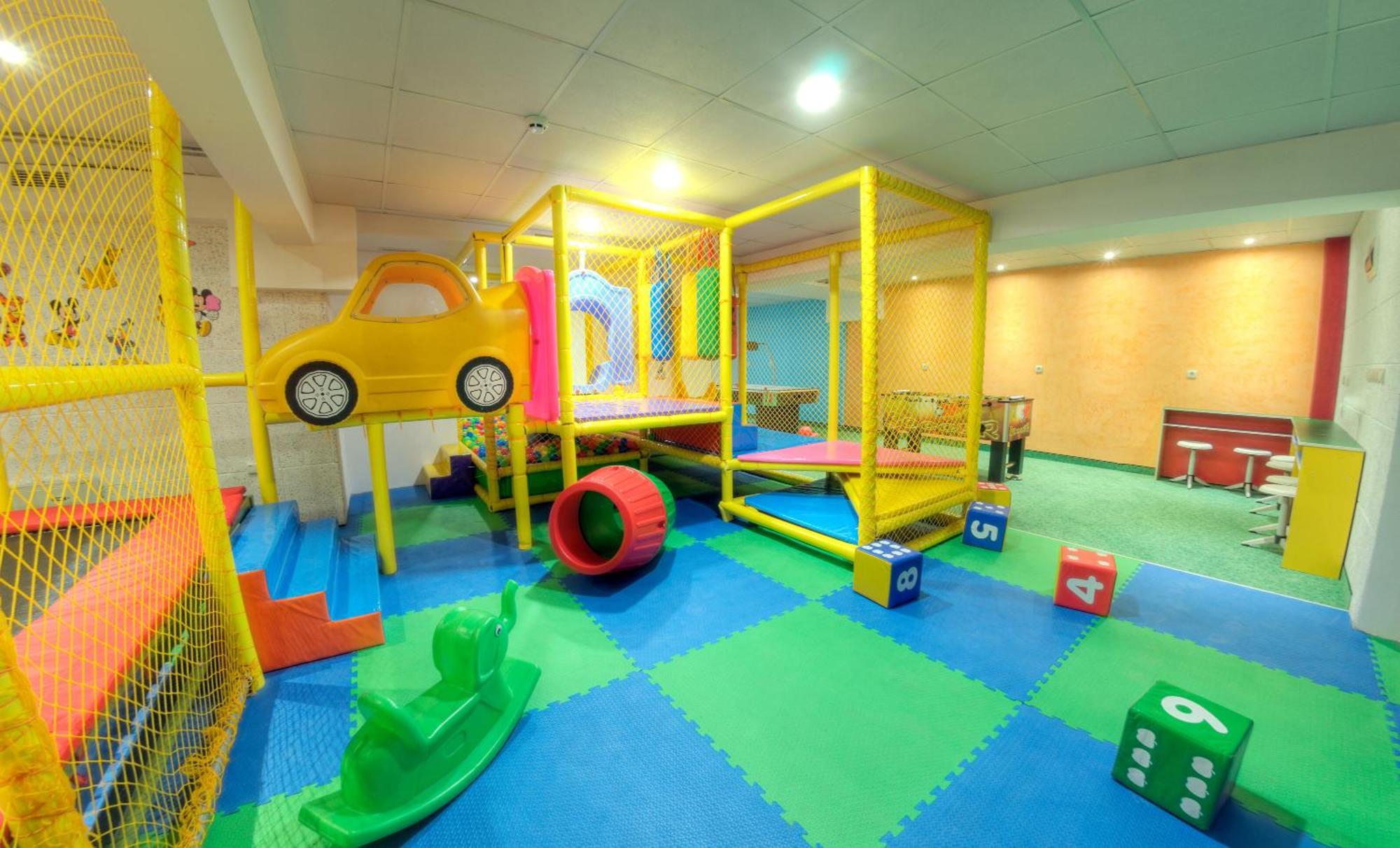 Complex Kamelia Aparthotel Παμπόροβο Εξωτερικό φωτογραφία