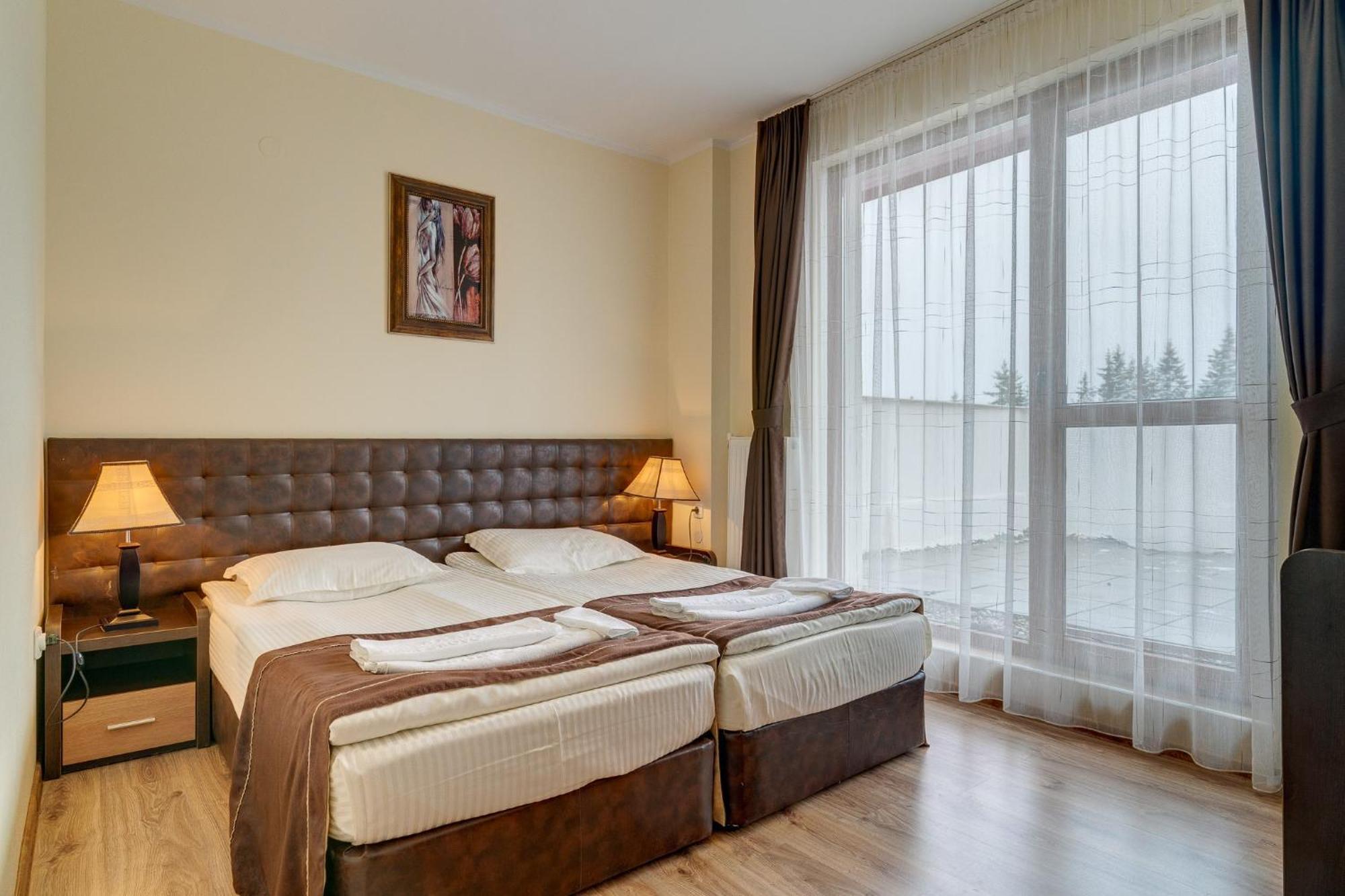 Complex Kamelia Aparthotel Παμπόροβο Εξωτερικό φωτογραφία